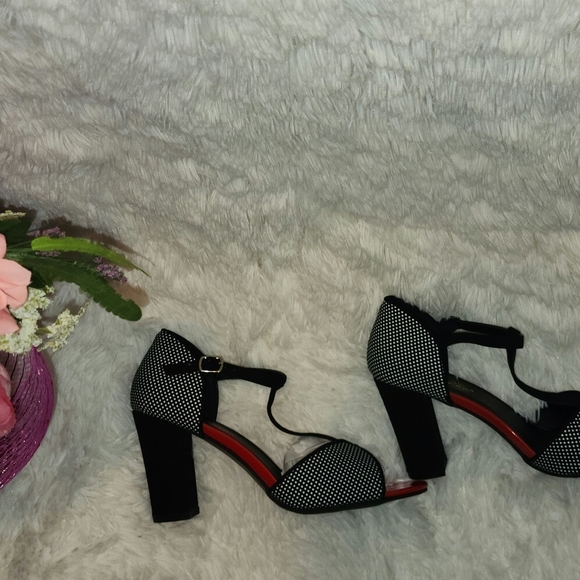 **Woman Red , Black, and White High Heels** - Picture 2 of 10